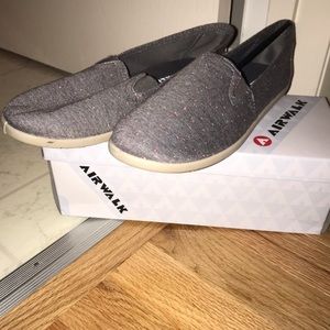 Size 9 Payless airwalk slip on sneakers